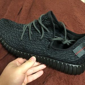 Yeezy Boosts 350